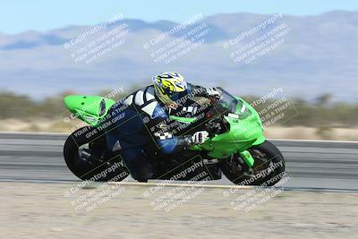 media/Nov-16-2025-Race Pace (Sun) [[8c5fa54630]]/Non Verified Riders (1st 20 Minutes)/3-Turn 3 Inside (11am)/